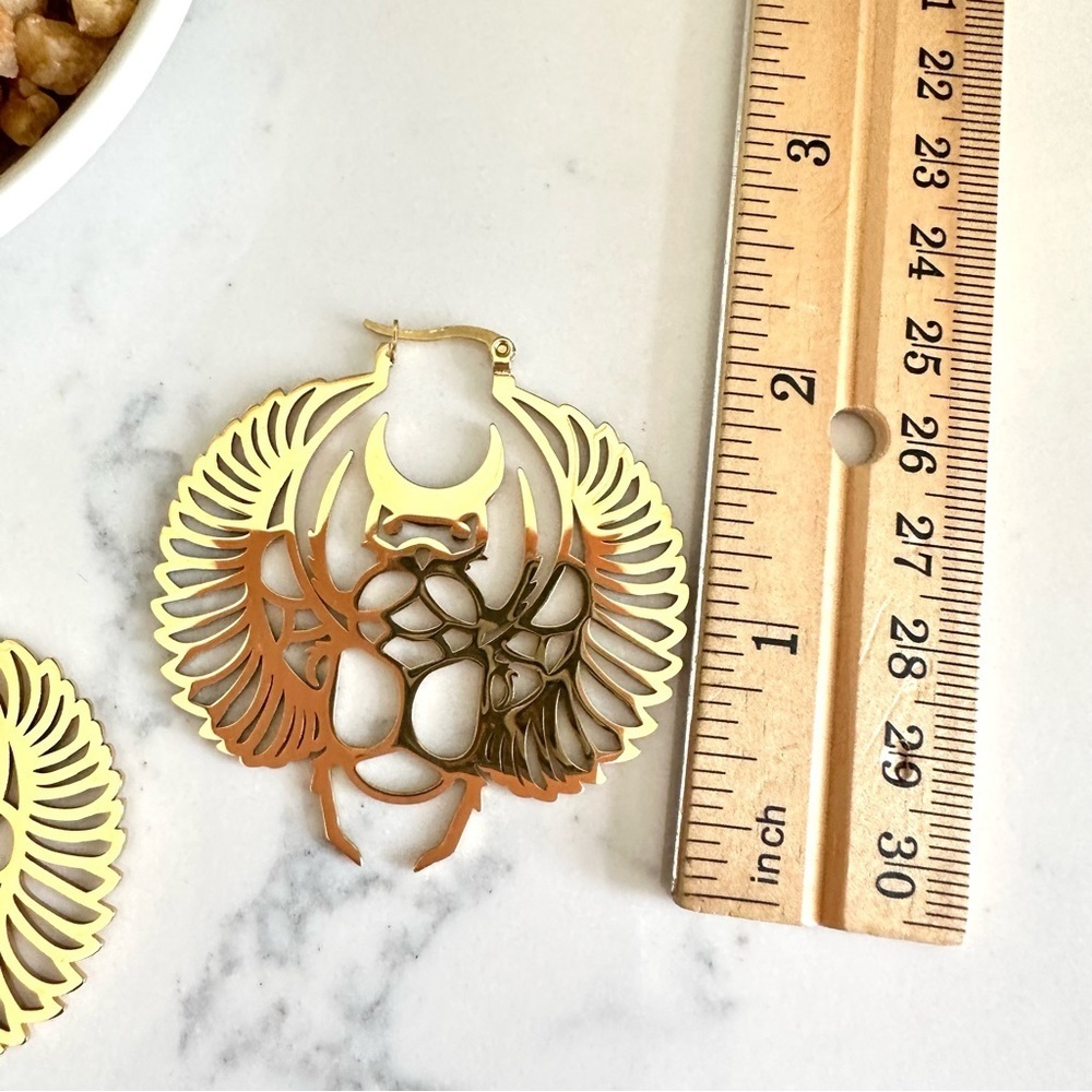 2/$30🌵 Vintage Style Antiqued Gold Winged Scarab Earrings Insect Egyptian NEW - Picture 6 of 7